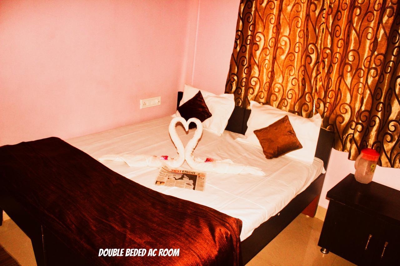 Mansarovar Guest House อุจเจน ภายนอก รูปภาพ