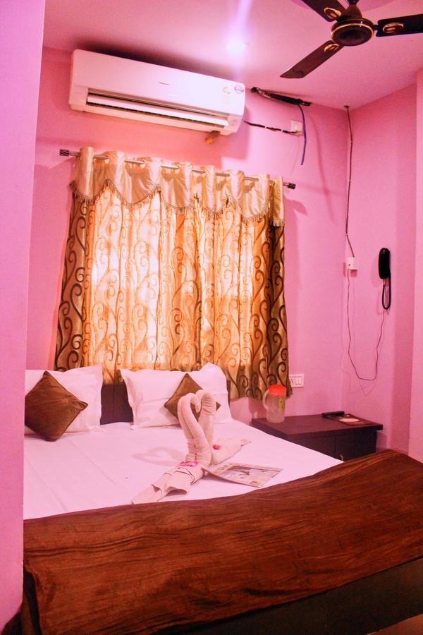 Mansarovar Guest House อุจเจน ภายนอก รูปภาพ